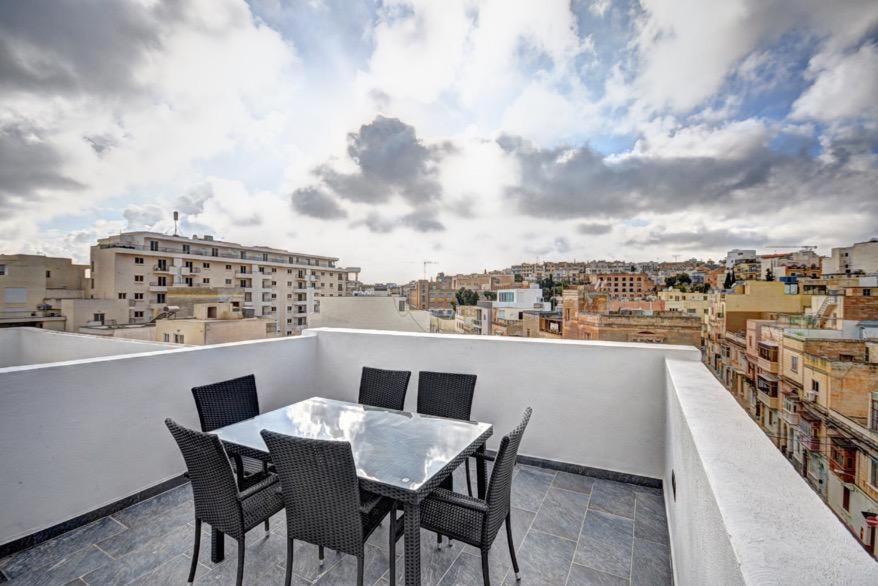Modern Penthouse Close To The Sea Apartment Gzira Екстериор снимка